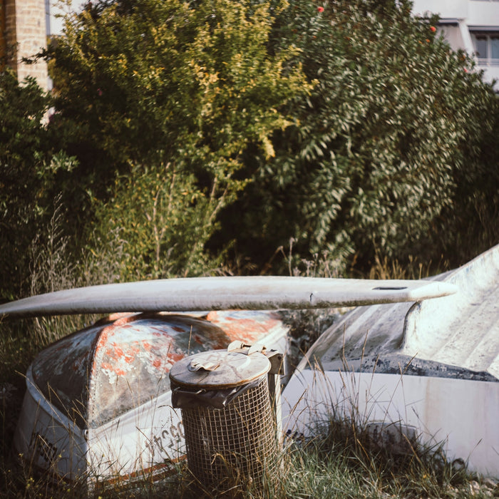 a garbage can outside